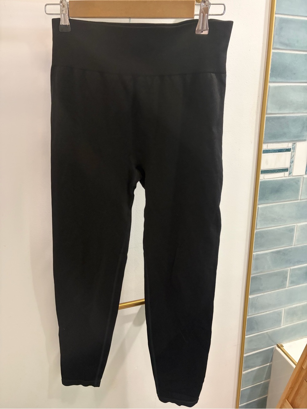 Women’s Leggings Bundle (Haven Well, Polo, Reebok, PINK) - Size L - Picture 13 of 15